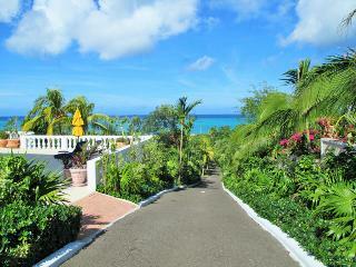 Ocean West Boutique Hotel