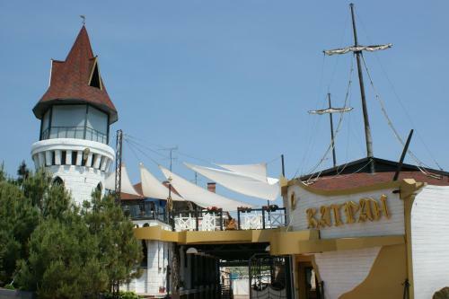 Katran Hotel