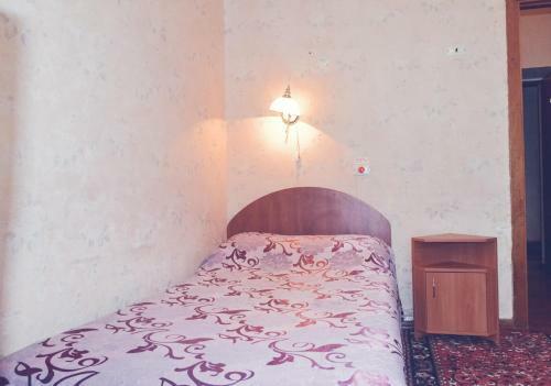 Zhovtneviy Hotel