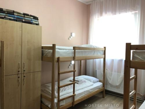 Hostel Misto