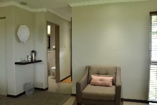 Cresta Riley's Hotel