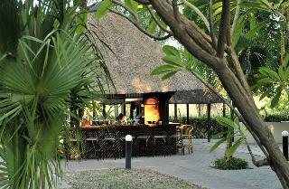 Cresta Riley's Hotel