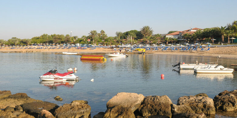 Kermia Beach Bungalow Hotel