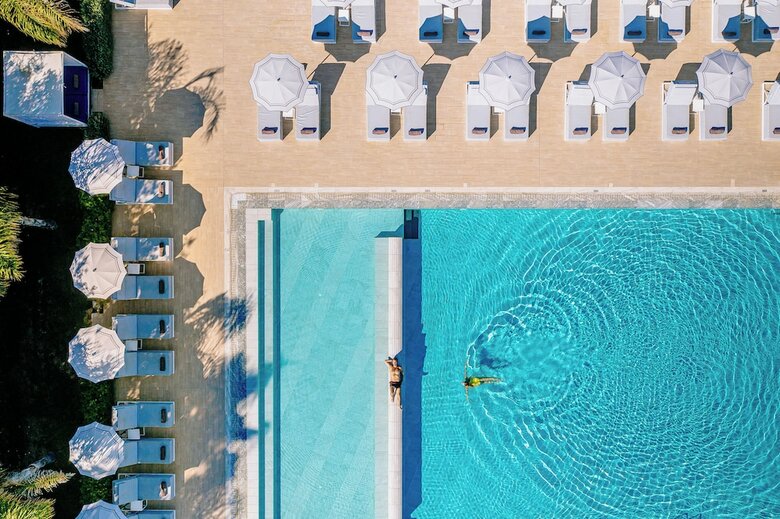 Louis Ivi Mare Hotel