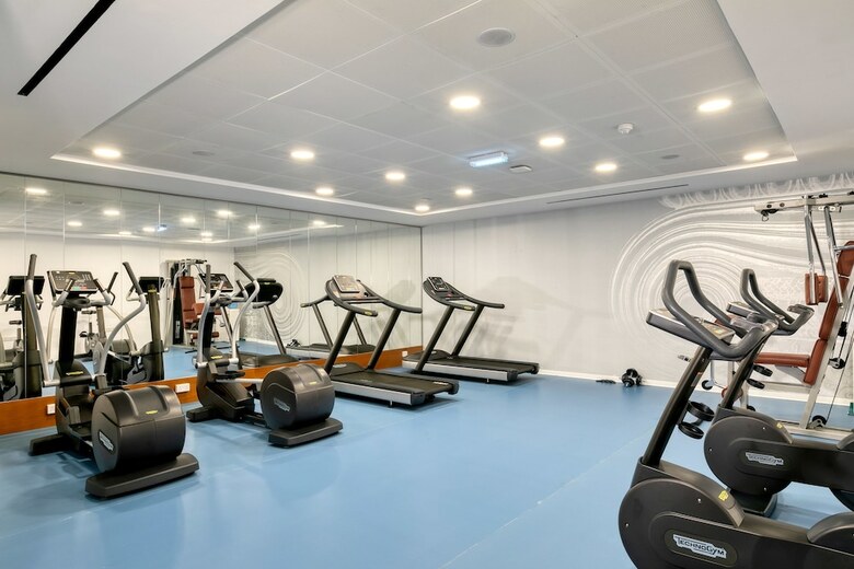 Louis Ivi Mare Hotel