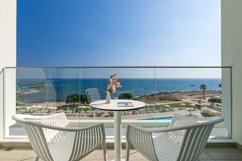 Louis Ivi Mare Hotel