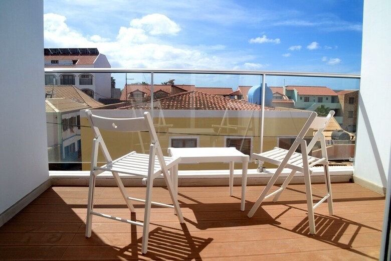 Ouril Hotel Julia