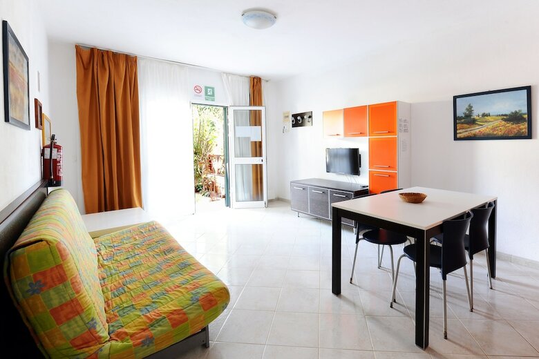 Nautilus Aparthotel