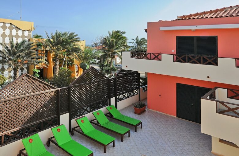 Nautilus Aparthotel