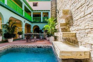 Hotel E La Calesa