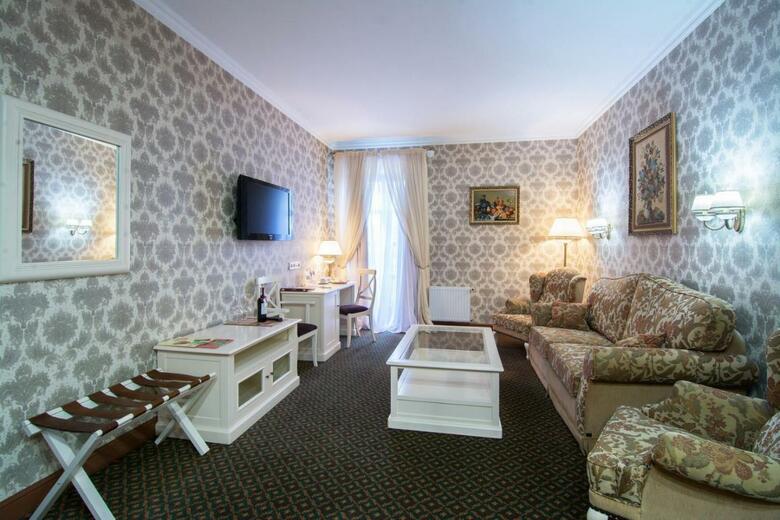 Hotel Reikartz Kamianets-podilsky