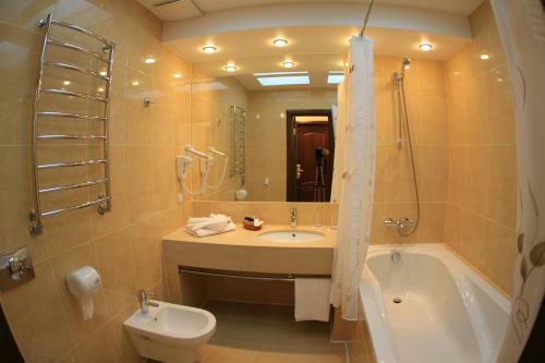 Dnepr Hotel