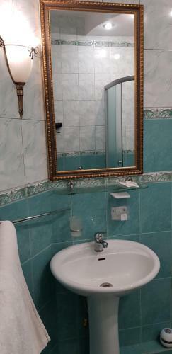 Hotel Elena