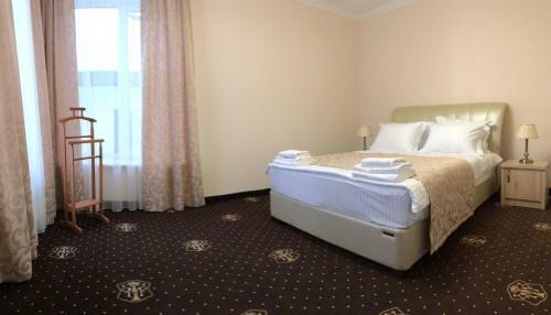 Tovmed Hotel