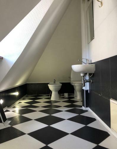 Tovmed Hotel