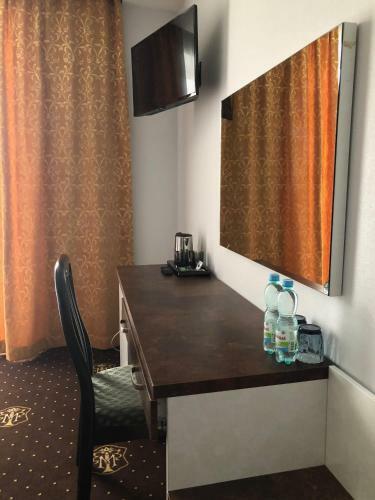 Tovmed Hotel