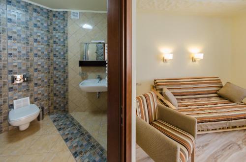 Hotel Guzul's House