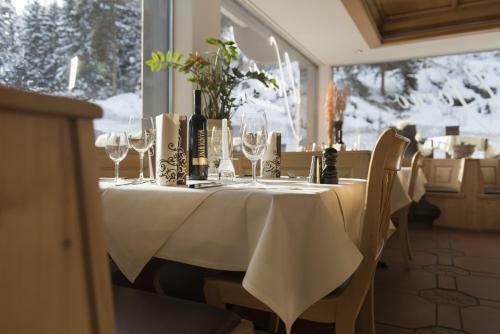Hotel H�tel Des Alpes