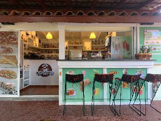 Hotel Mt Plaza Brisas
