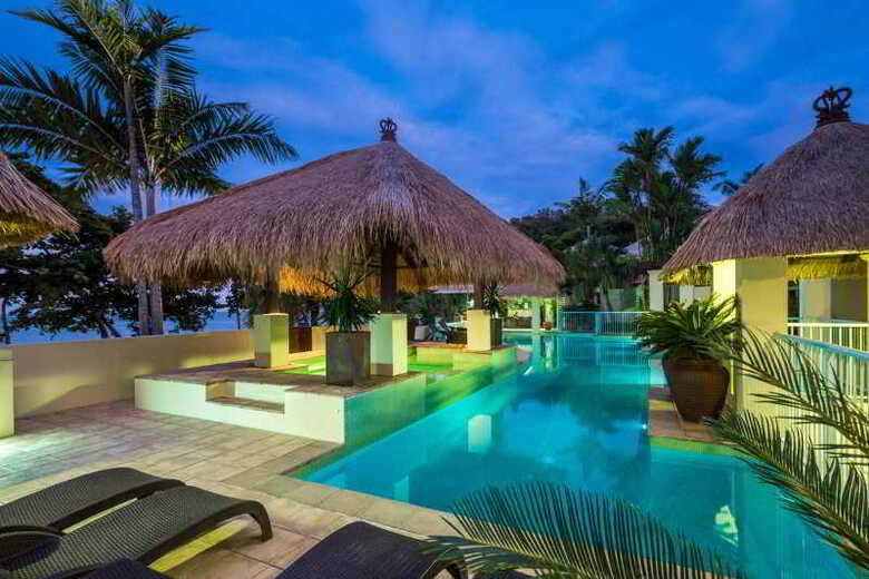 Hotel Sea Change Beachfront Apartments