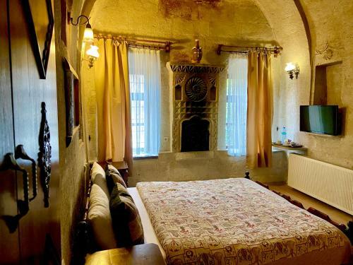The Village Cave Hotel