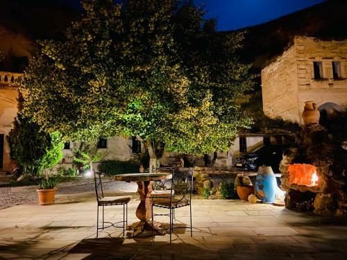 The Village Cave Hotel