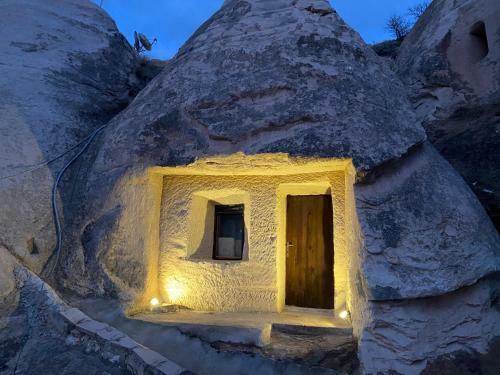 The Village Cave Hotel