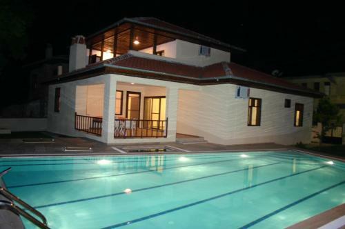 Begonville Villa