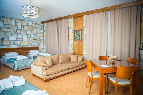 Kozbeyli Hotel