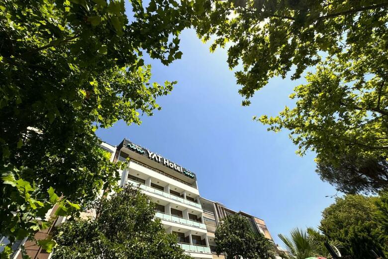 Golden Yat Hotel
