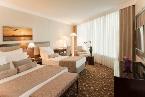 Hotel Kaya Ramada Plaza