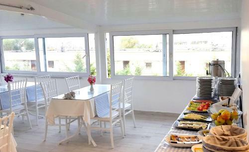 Deniz Hotel