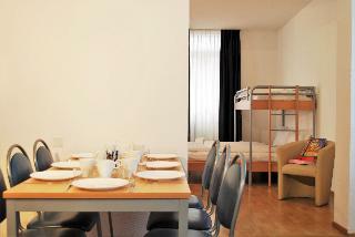 Lugano Center Guesthouse