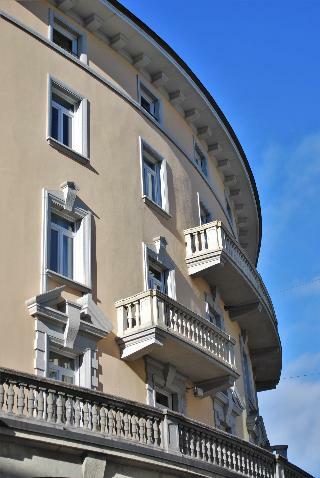 Lugano Center Guesthouse