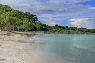 Hotel Nila Beach Resort