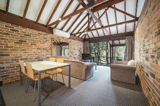 Avoca Beach Hotel Resort