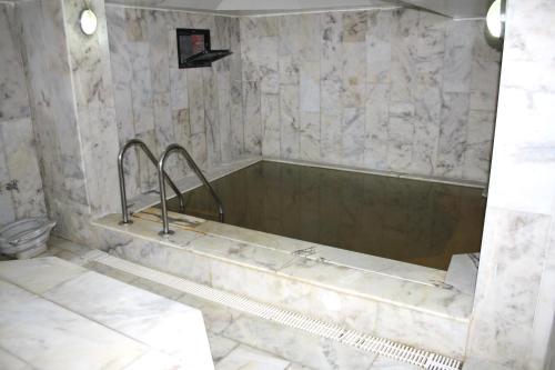 ?leri Hotel & Apartments