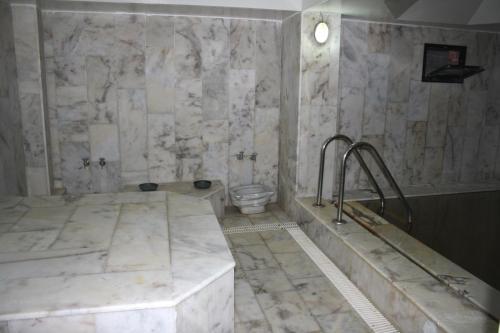 ?leri Hotel & Apartments