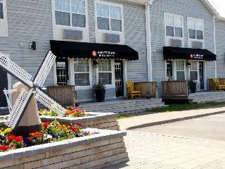 Hotel Amsterdam Inn & Suites Moncton
