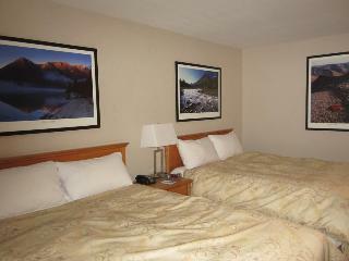 Hotel Woodlands Inn