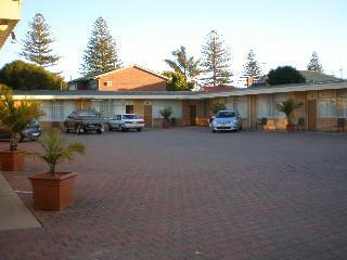 Hotel Glenelg Motel