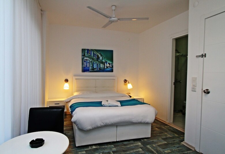 Hostal Larimar Boutique Hotel