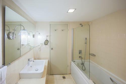 Sisus Hotel