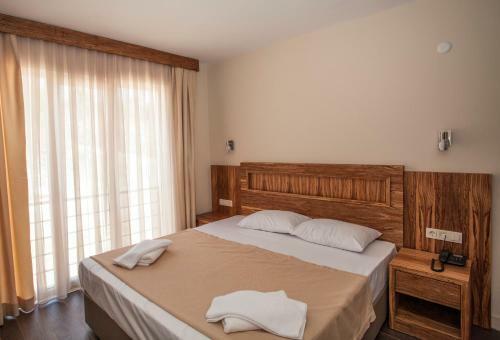 Solmaz Deluxe Hotel