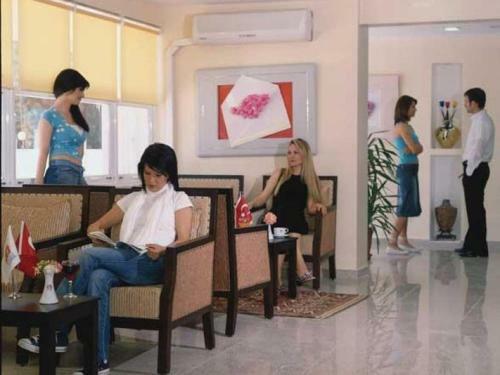 Solmaz Deluxe Hotel