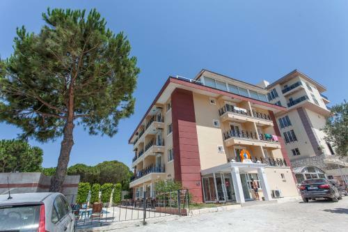 Solmaz Deluxe Hotel