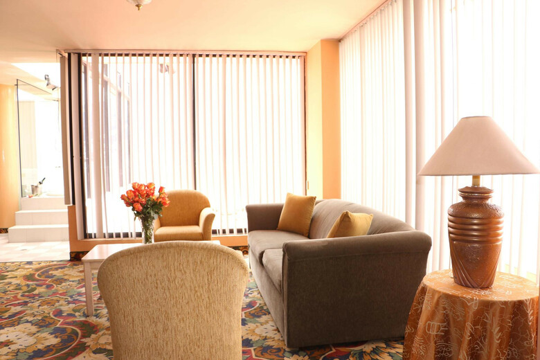 Stanford Suites Hotel