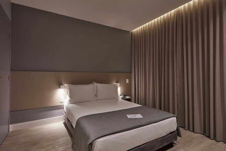 Flix Hotel