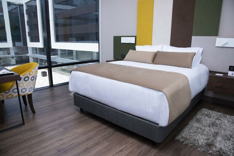Clarion Hotel Sabana Park