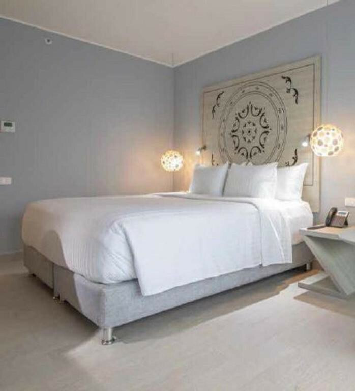 Hotel Grand Sirenis Karmair�